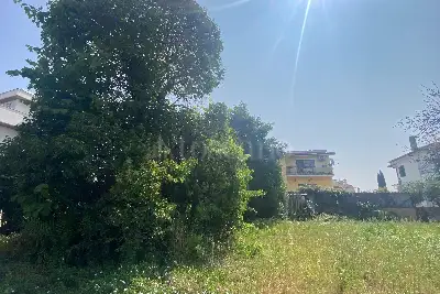 Edificabile Residenziali in vendita, Via Oleggio, Roma