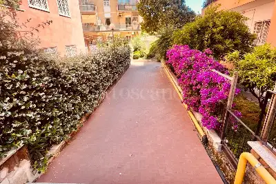 Casa in vendita, Via Mario Carrara, Roma