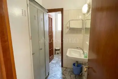 Negozio in affitto, Via Maragliano, Firenze