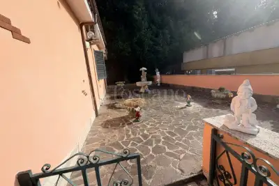 Villa in vendita, Via Acqua Solfa, Aprilia