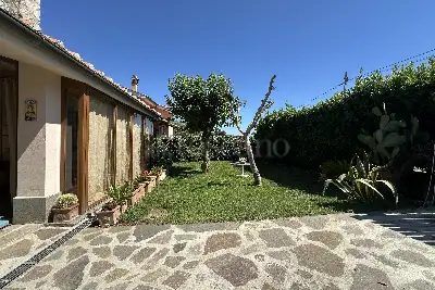 Villa in vendita, Località Colle Fiorito, Trevignano Romano