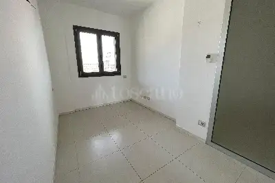 Casa in vendita, Via Cosenz , Milano