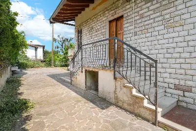 Villa Bifamiliare in vendita, Via Monte Tapino, Moniga del Garda