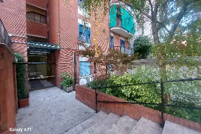 Casa in vendita, via Vincenzo Giordano Orsini , Milano