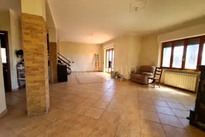 Villa in vendita, Via Colle San Magno, Nettuno