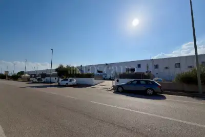 Capannone in vendita, Via Namibia, Olbia