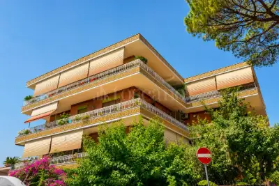 Casa in vendita, Via San Zeffirino Papa, Roma