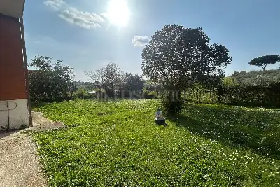 Villa in vendita, Via Pompeo, Genzano di Roma