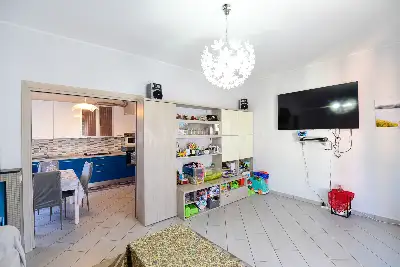 Casa in vendita, Via San Maurizio, Erba