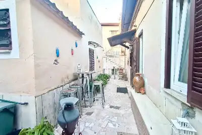 Casa in vendita, Via Ostiense, Roma