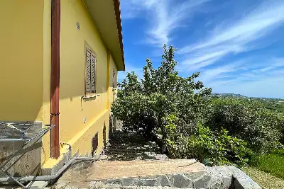 Casa Indipendente in vendita, Contrada Colle Porcino, Controguerra