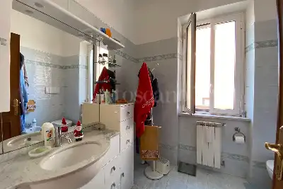 Villa Bifamiliare in vendita, Via Civate, Roma