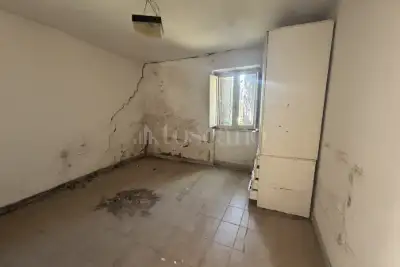 Casa Indipendente in vendita, Via delle Azalee, Pomezia