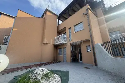 Villino a Schiera in vendita, Via Sebastiano Catania, Catania