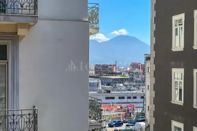 Casa in vendita, Piazza Giuseppe Garibaldi, Napoli