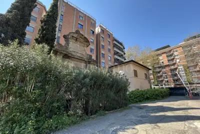 Negozio in vendita, Via Portuense, Roma