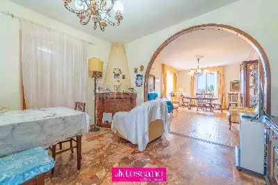 Palazzo in vendita, Via Venafiorita 13, Olbia, Olbia