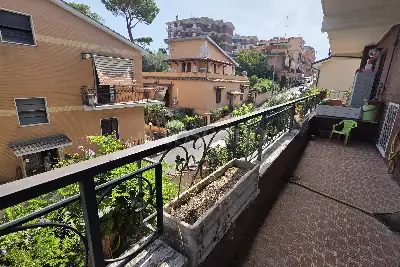 Villino a Schiera in vendita, Via degli Ossoli, Roma