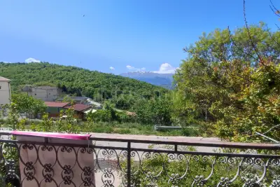 Villino a Schiera in vendita, Via dell'Aquila 13, L'Aquila