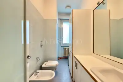 Casa in vendita, Via Zurigo, Milano