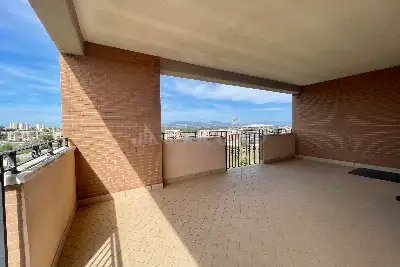 Casa in vendita, Via Giuseppe Saragat, Pomezia