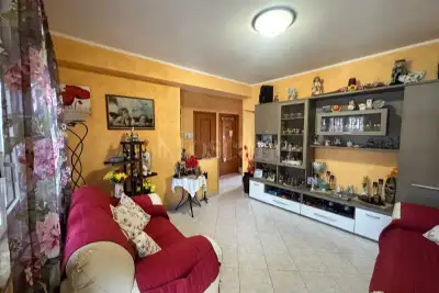 Casa in vendita, Via Antonino Corsaro, Camporotondo Etneo