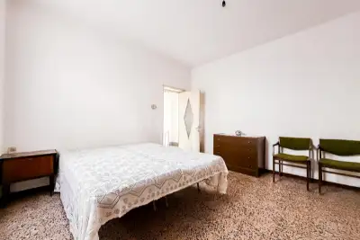 Casa Indipendente in vendita, Via Papa Giovanni XXIII 7, Luras