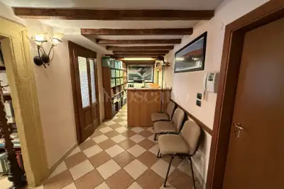 Ufficio in affitto, Via Carmelitani Scalzi, Verona