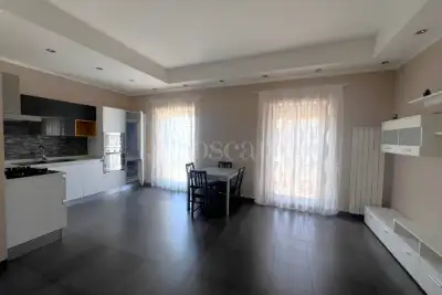 Casa in vendita, Via dei Bentivoglio, Roma