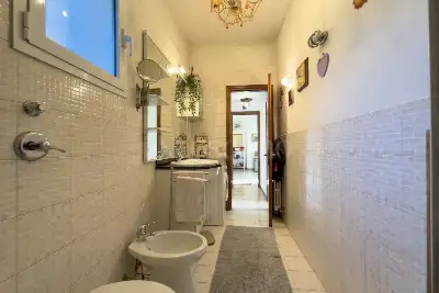 Casa in vendita, Via Pietro Maroncelli 7, Milano
