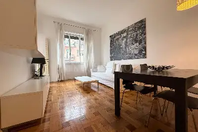 Casa in vendita, Via Giovanni Aurispa, Milano