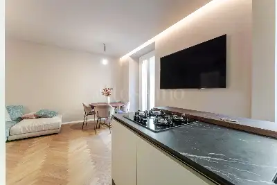 Casa in vendita, Via San Calocero, Milano