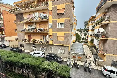 Casa in vendita, via Castiglione d'orcia , Roma