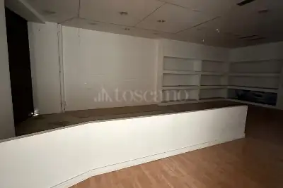 Negozio in affitto, Via Veneto, Avezzano