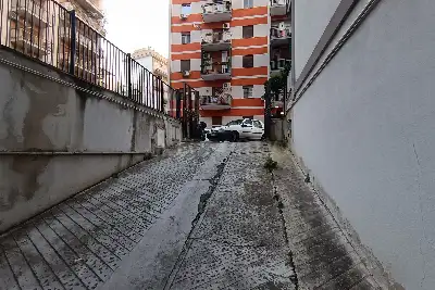 Box in vendita, via dei nebrodi, Palermo