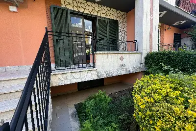 Villino a Schiera in vendita, Via Serecchia, Cisterna di Latina , Cisterna di Latina