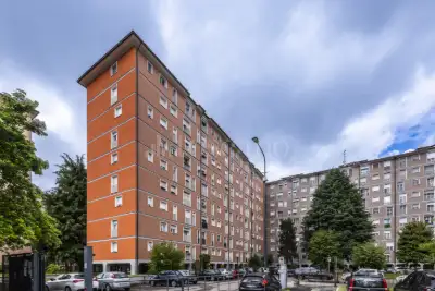 Casa in vendita, Via Camillo Giussani, Milano