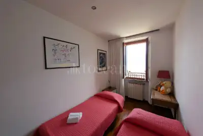 Casa Indipendente in vendita, Via Schignano, Argegno