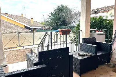 Villino a Schiera in vendita, Via Casaluce, Roma