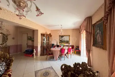 Casa in vendita, Via Orchidea, Catania