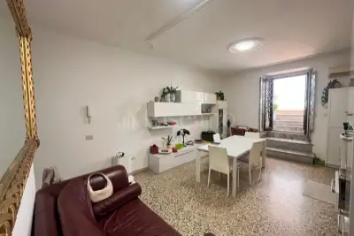 Casa in vendita, Via Carlo Mirabello, Roma
