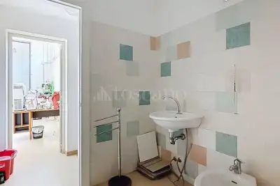 Capannone in vendita, Via Predda Niedda Strada 42 , Sassari