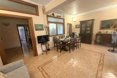 Casa in vendita, Via Virgilio, Pomezia