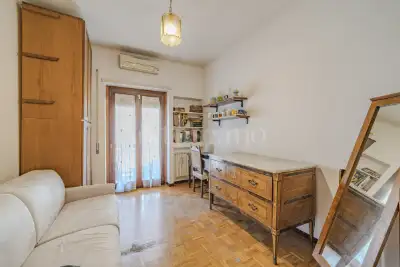 Casa in vendita, Via Vincenzo Ussani, Roma