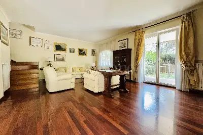 Villa in vendita, Via Appia Pignatelli, Roma