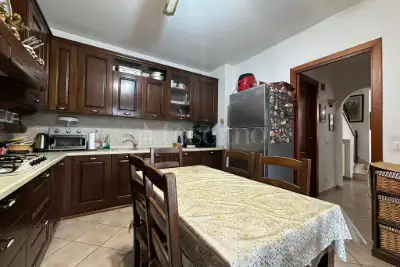 Villa Plurifamiliare in vendita, Via Rea Silvia, Anzio