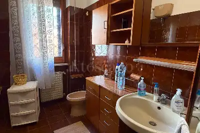 Casa in vendita, Via Staletti, Roma