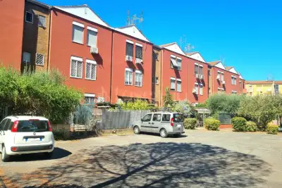 Casa in vendita, Via Paestum, Roma