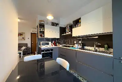 Casa in vendita, Via Piave, San Donato Milanese