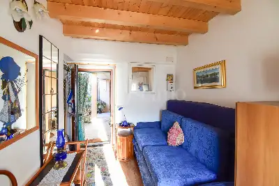 Casa Indipendente in vendita, Via Roma, Carate Urio